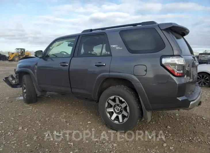 TOYOTA 4RUNNER SR 2019 vin JTEBU5JR7K5635693 from auto auction Copart