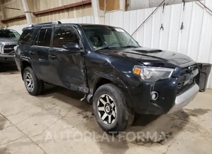 TOYOTA 4RUNNER SR 2020 vin JTEBU5JR9L5807661 from auto auction Copart