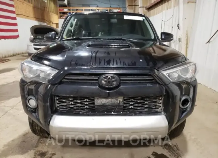 TOYOTA 4RUNNER SR 2020 vin JTEBU5JR9L5807661 from auto auction Copart