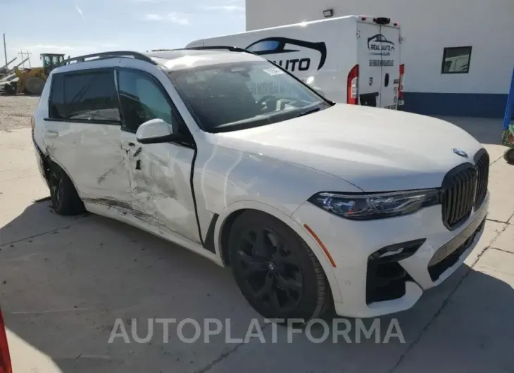 BMW X7 M50I 2020 vin 5UXCX6C09LLE35708 from auto auction Copart