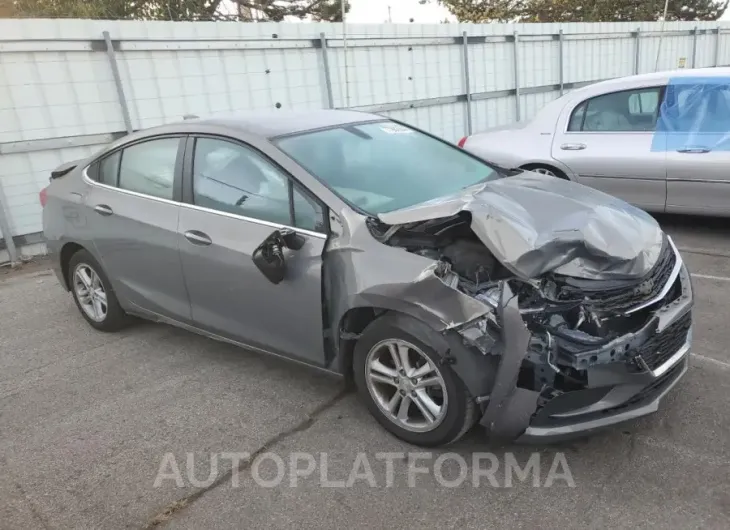 CHEVROLET CRUZE LT 2017 vin 1G1BE5SM0H7131755 from auto auction Copart