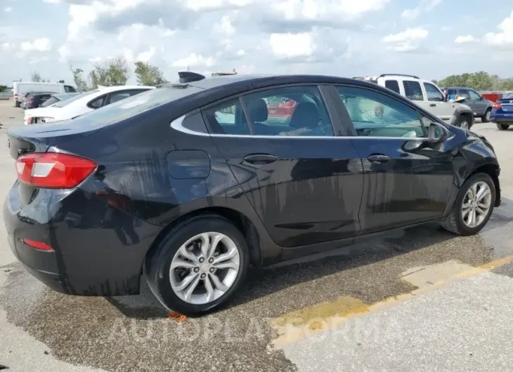 CHEVROLET CRUZE LT 2019 vin 1G1BE5SM5K7132424 from auto auction Copart