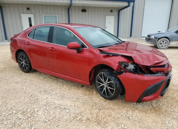 TOYOTA CAMRY SE 2021 vin 4T1G11AKXMU427164 from auto auction Copart