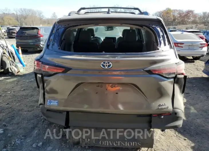 TOYOTA SIENNA XLE 2021 vin 5TDJSKFC4MS023053 from auto auction Copart