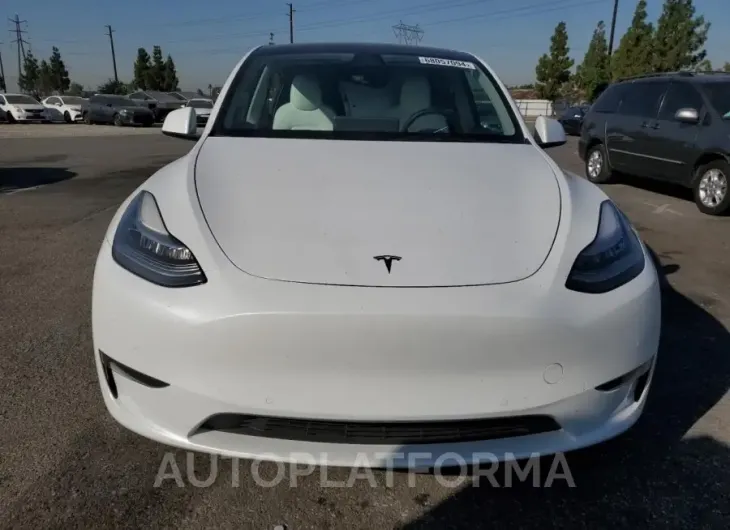 TESLA MODEL Y 2021 vin 5YJYGDEE9MF231125 from auto auction Copart