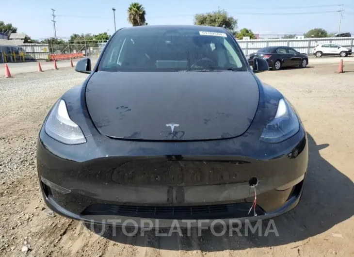 TESLA MODEL Y 2022 vin 7SAYGDEF5NF576570 from auto auction Copart