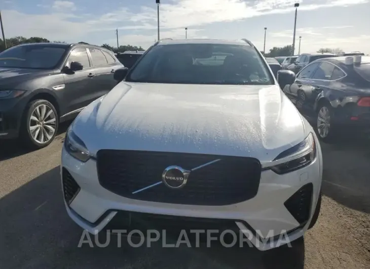 VOLVO XC60 ULTIM 2024 vin YV4H60DM4R1761844 from auto auction Copart