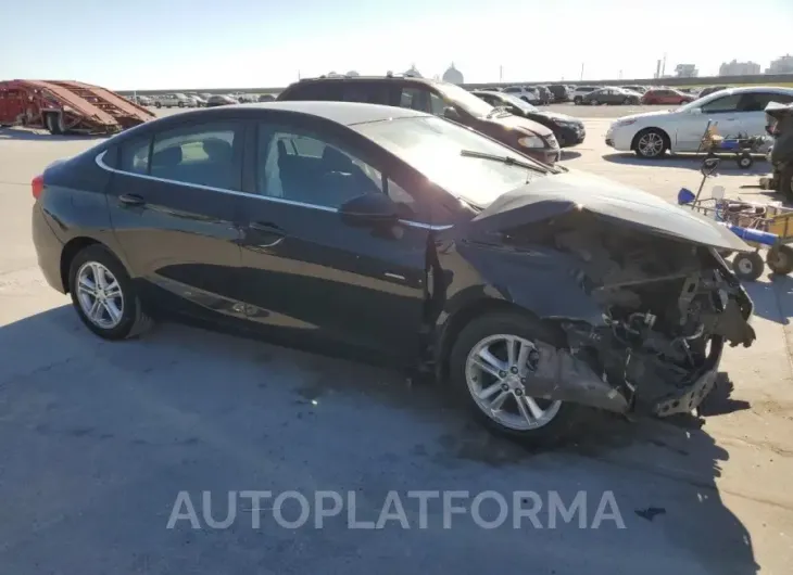 CHEVROLET CRUZE LT 2017 vin 1G1BE5SM4H7131161 from auto auction Copart