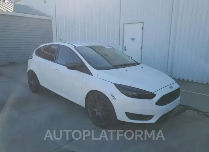 FORD FOCUS SE 2015 vin 1FADP3K23FL307107 from auto auction Copart