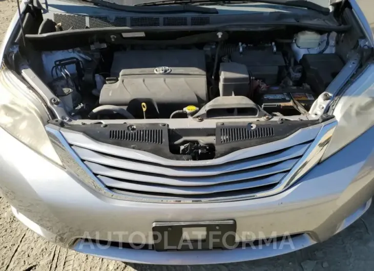 TOYOTA SIENNA LE 2015 vin 5TDKK3DC2FS545048 from auto auction Copart