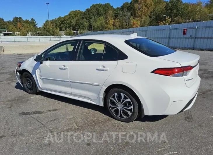 TOYOTA COROLLA LE 2021 vin JTDEPMAE3MJ120071 from auto auction Copart