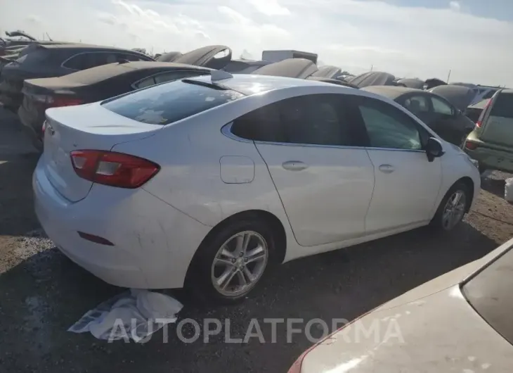 CHEVROLET CRUZE LT 2018 vin 1G1BE5SM0J7218318 from auto auction Copart