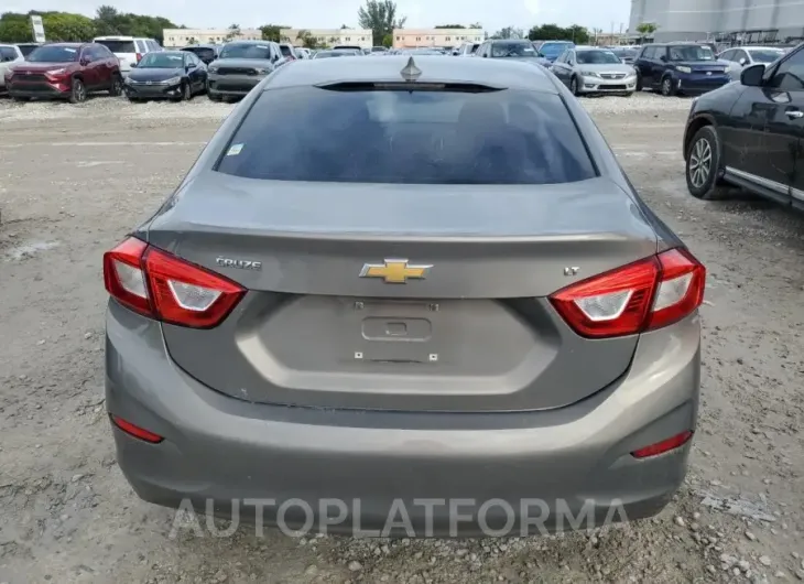 CHEVROLET CRUZE LT 2018 vin 1G1BE5SM5J7184845 from auto auction Copart