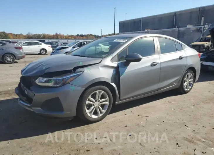 CHEVROLET CRUZE LT 2019 vin 1G1BE5SMXK7139465 from auto auction Copart