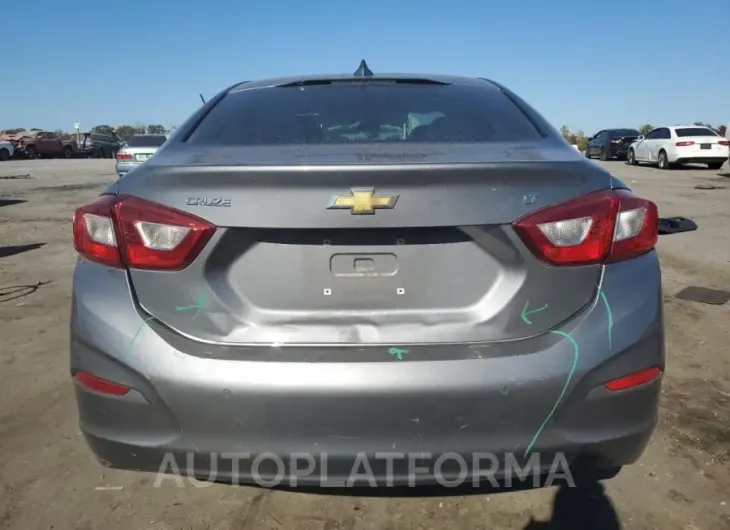 CHEVROLET CRUZE LT 2019 vin 1G1BE5SMXK7139465 from auto auction Copart