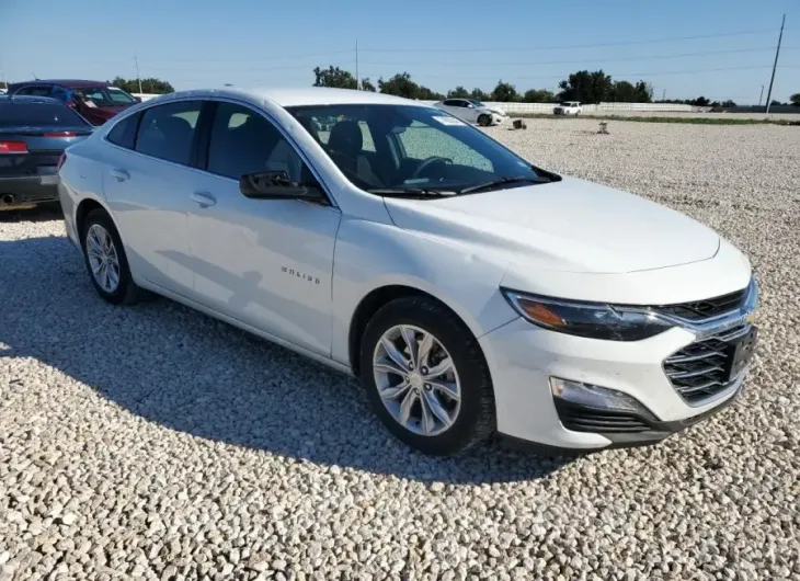 CHEVROLET MALIBU LT 2023 vin 1G1ZD5ST4PF112476 from auto auction Copart