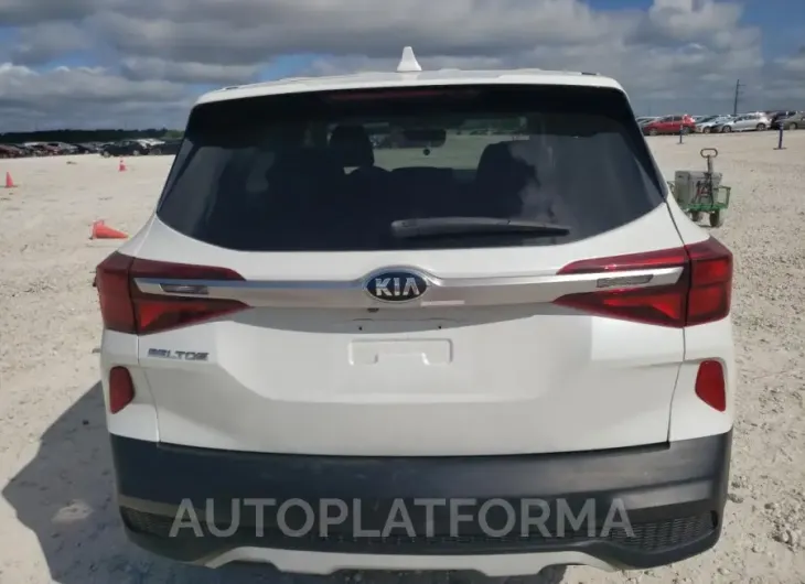 KIA SELTOS LX 2021 vin KNDEPCAA8M7139980 from auto auction Copart