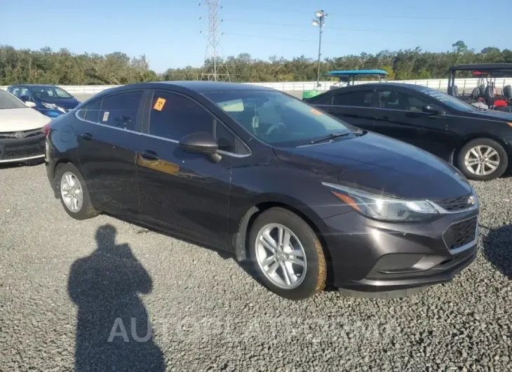 CHEVROLET CRUZE LT 2017 vin 1G1BE5SM7H7109459 from auto auction Copart