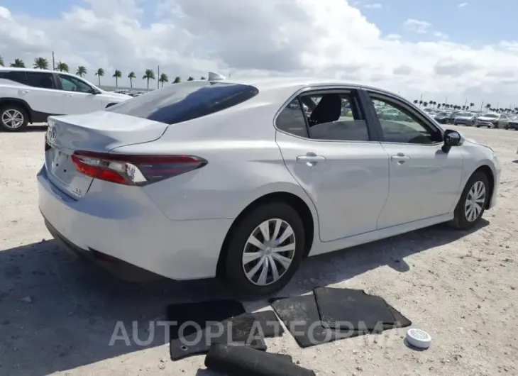 TOYOTA CAMRY LE 2022 vin 4T1C31AK1NU044112 from auto auction Copart