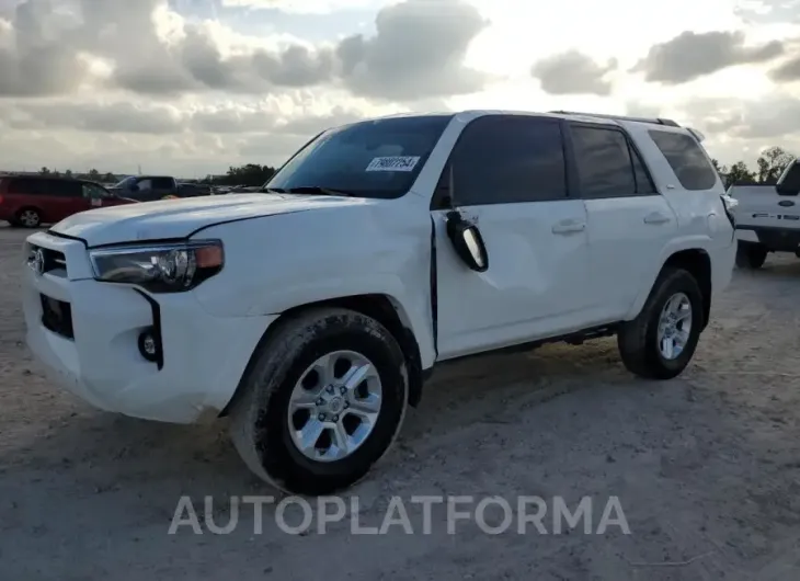 TOYOTA 4RUNNER SR 2021 vin JTEEU5JR7M5243734 from auto auction Copart