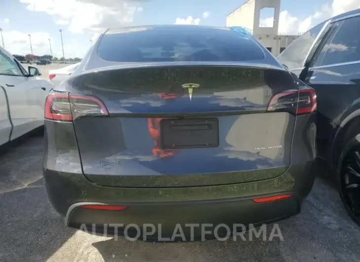 TESLA MODEL Y 2022 vin 7SAYGDEE5NF480607 from auto auction Copart