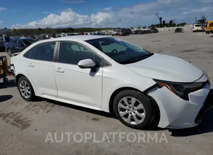 TOYOTA COROLLA LE 2020 vin 5YFEPRAE9LP067898 from auto auction Copart