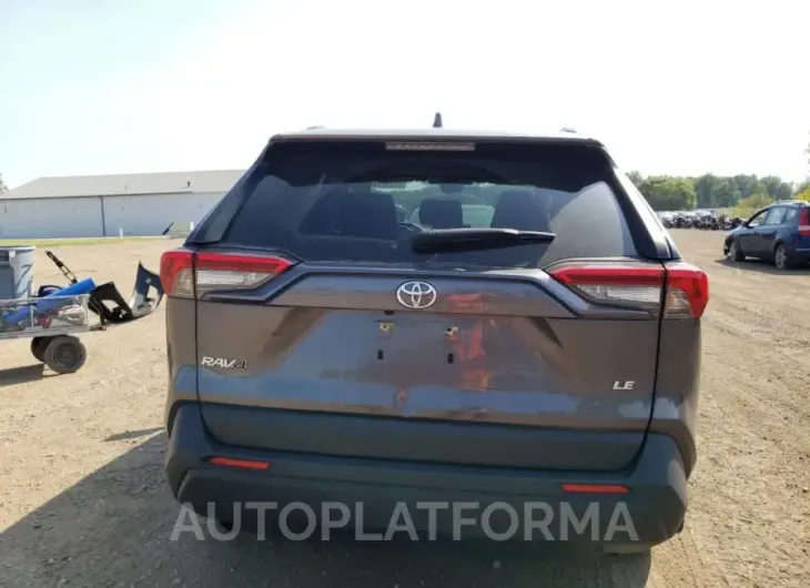 TOYOTA RAV4 LE 2019 vin JTMK1RFV6KJ003690 from auto auction Copart