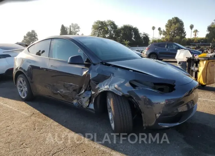 TESLA MODEL Y 2024 vin 7SAYGDEE9RF032280 from auto auction Copart