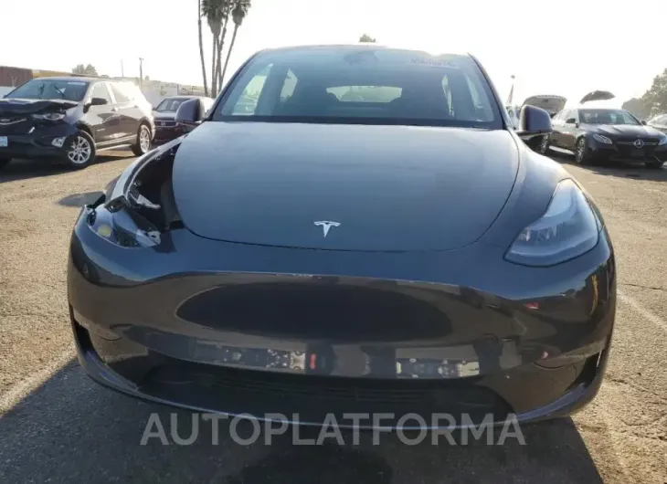 TESLA MODEL Y 2024 vin 7SAYGDEE9RF032280 from auto auction Copart