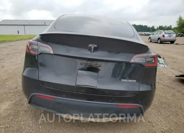 TESLA MODEL Y 2022 vin 7SAYGDEF8NF389954 from auto auction Copart