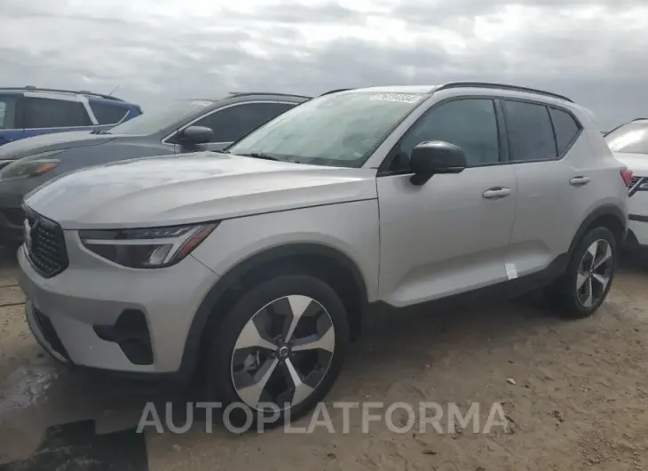 VOLVO XC40 PLUS 2023 vin YV4L12UW6P2064530 from auto auction Copart