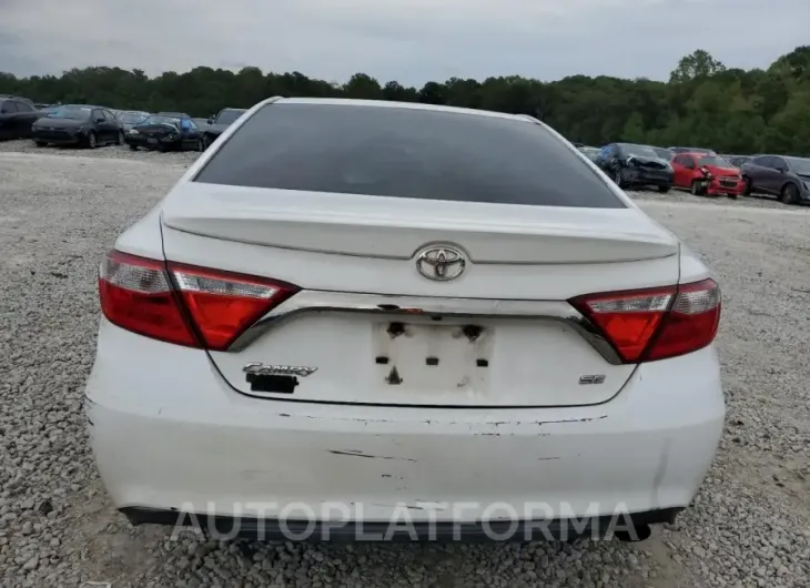 TOYOTA CAMRY LE 2015 vin 4T1BF1FK0FU032207 from auto auction Copart