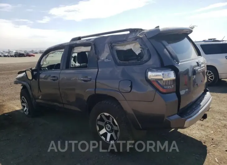 TOYOTA 4RUNNER SR 2019 vin JTEBU5JR5K5610680 from auto auction Copart