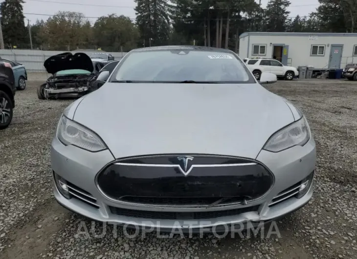 TESLA MODEL S 85 2015 vin 5YJSA1H24FFP74179 from auto auction Copart