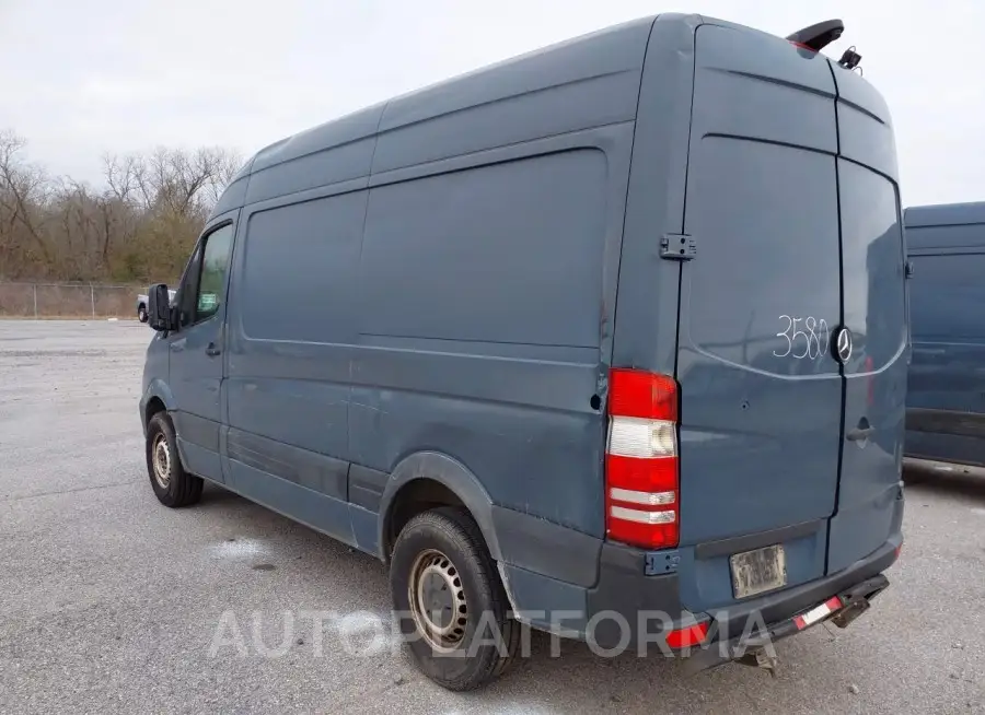 MERCEDES-BENZ SPRINTER 2500 2018 vin WD3PE7CD4JP633580 from auto auction Iaai