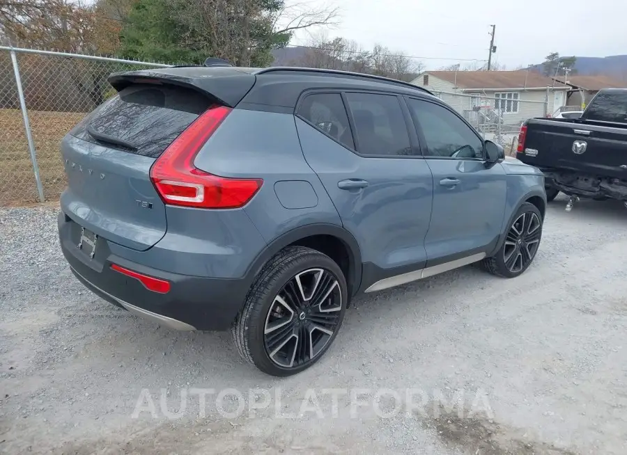 VOLVO XC40 2021 vin YV4162UM1M2461386 from auto auction Iaai