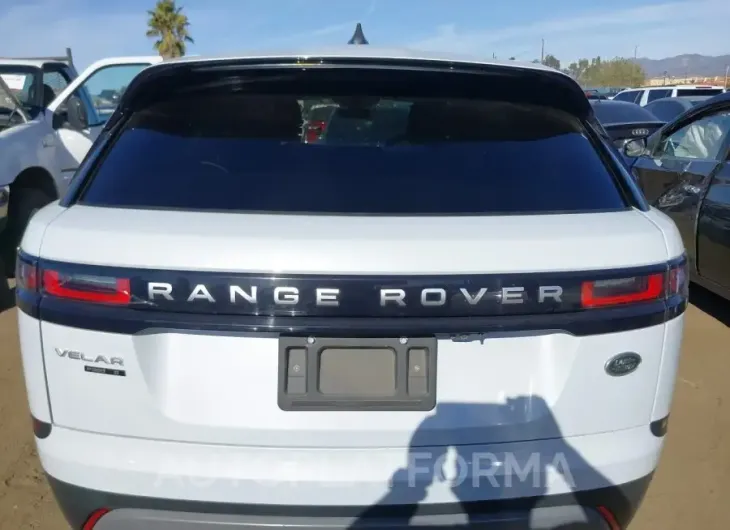 LAND ROVER RANGE ROVER VELAR 2018 vin SALYB2RV6JA718504 from auto auction Iaai