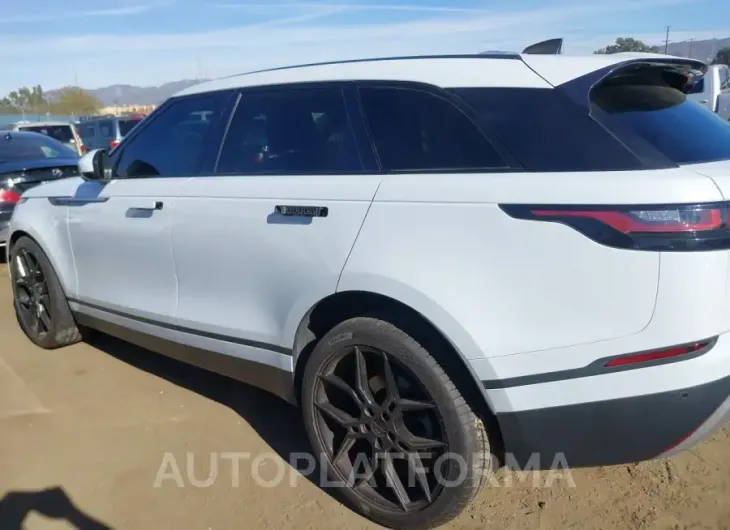 LAND ROVER RANGE ROVER VELAR 2018 vin SALYB2RV6JA718504 from auto auction Iaai