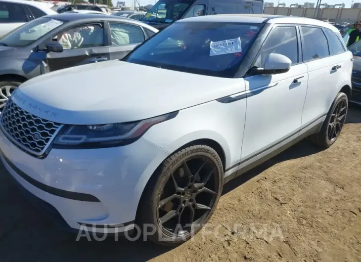 LAND ROVER RANGE ROVER VELAR 2018 vin SALYB2RV6JA718504 from auto auction Iaai