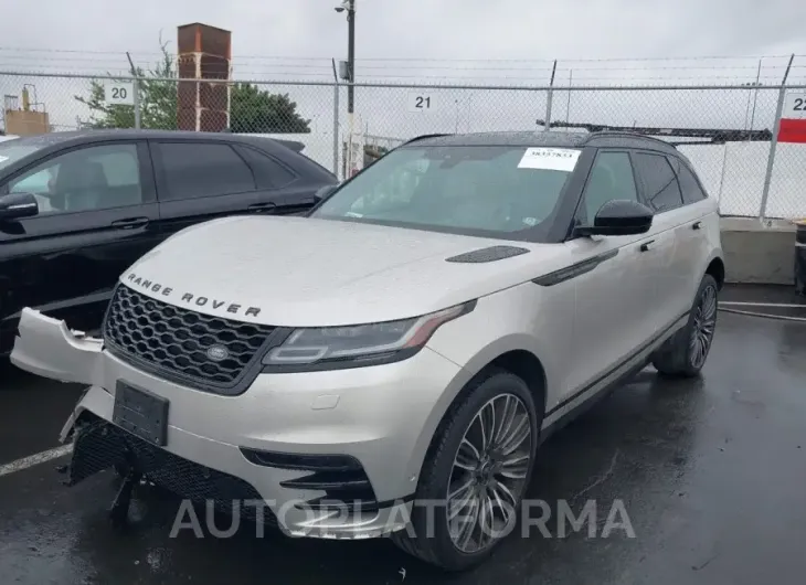 LAND ROVER RANGE ROVER VELAR 2018 vin SALYM2RV2JA729252 from auto auction Iaai