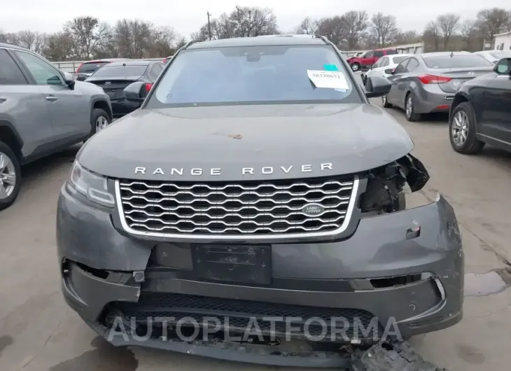 LAND ROVER RANGE ROVER VELAR 2018 vin SALYB2RV1JA759557 from auto auction Iaai