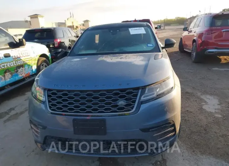 LAND ROVER RANGE ROVER VELAR 2018 vin SALYL2RV2JA743848 from auto auction Iaai