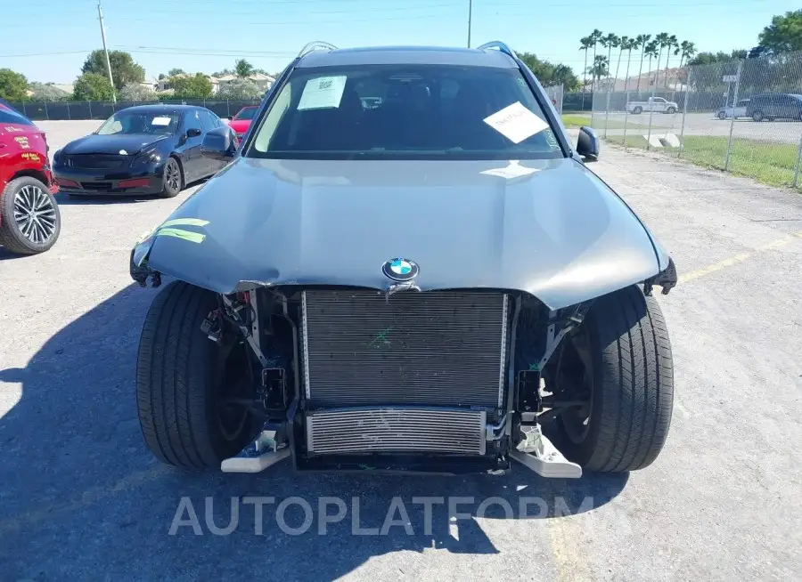 BMW X7 2023 vin 5UX23EM01P9N81570 from auto auction Iaai