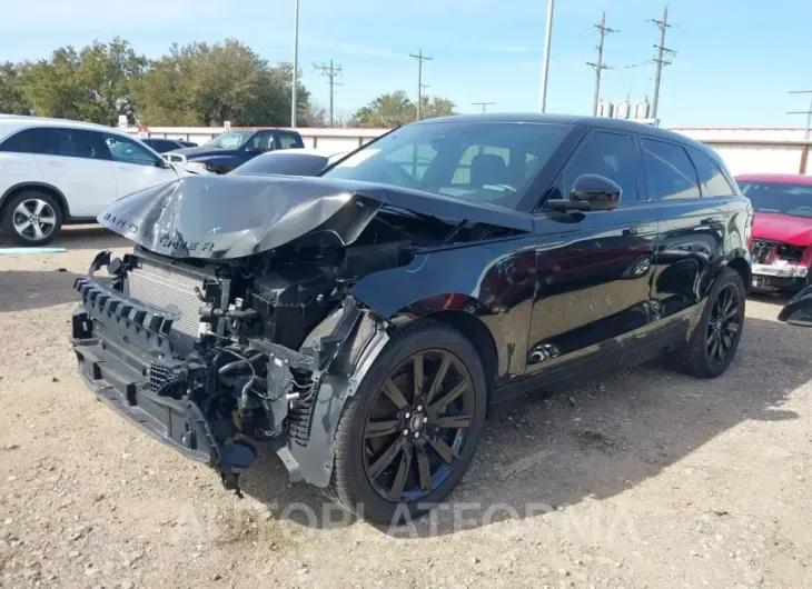 LAND ROVER RANGE ROVER VELAR 2018 vin SALYL2RV8JA729551 from auto auction Iaai