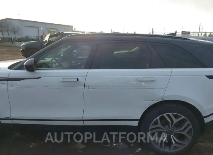 LAND ROVER RANGE ROVER VELAR 2019 vin SALYL2EX3KA223733 from auto auction Iaai