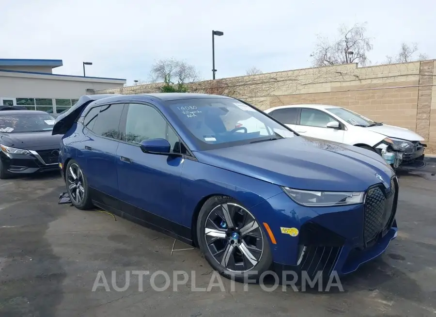 BMW IX 2022 vin WB523CF0XNCK45432 from auto auction Iaai