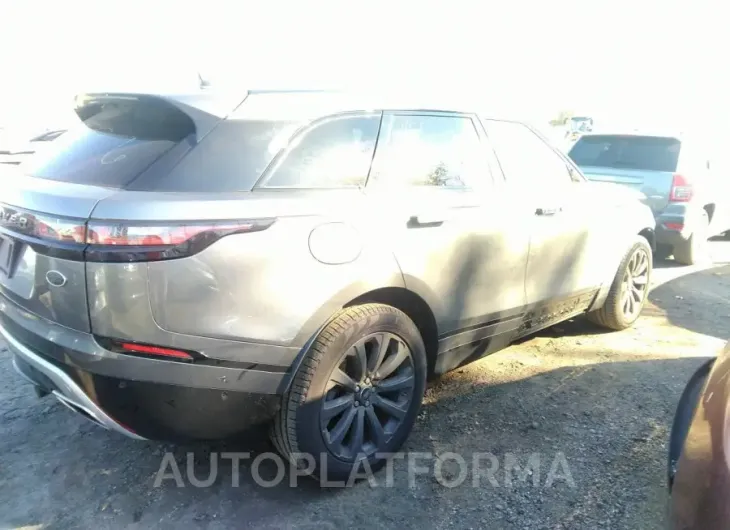 LAND ROVER RANGE ROVER VELAR 2018 vin SALYL2RV0JA721301 from auto auction Iaai