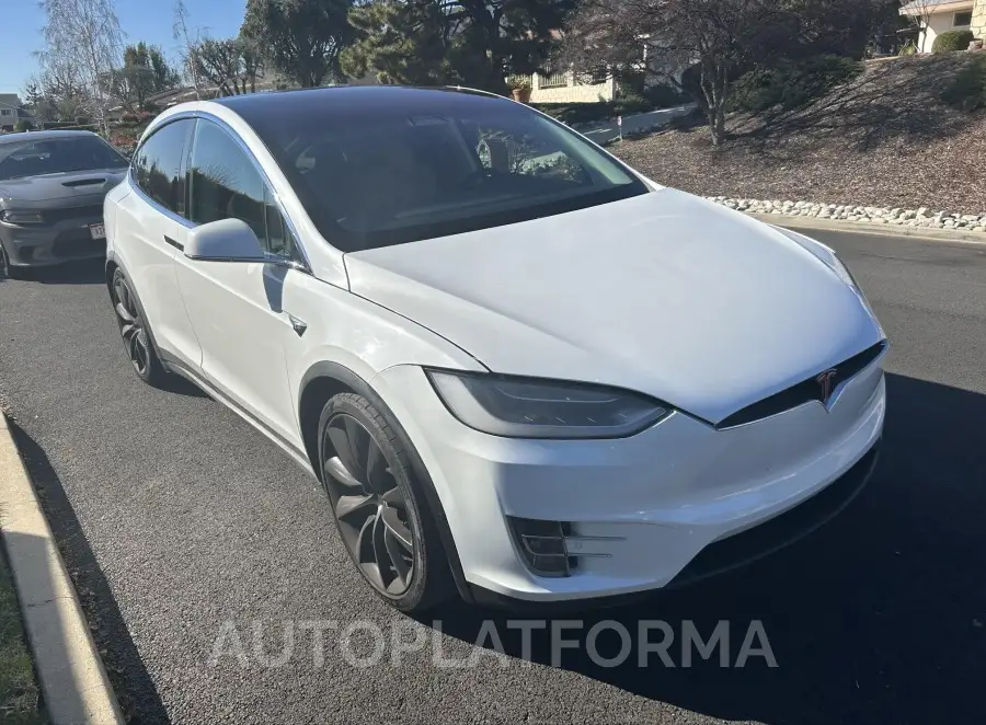 TESLA MODEL X 2016 vin 5YJXCDE25GF026337 from auto auction Iaai