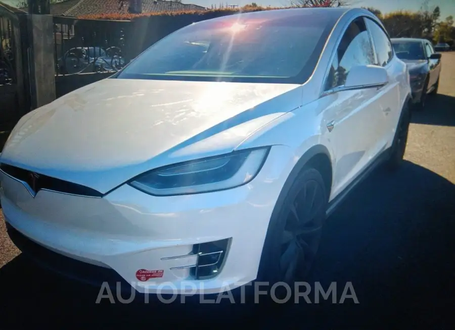 TESLA MODEL X 2016 vin 5YJXCDE25GF026337 from auto auction Iaai