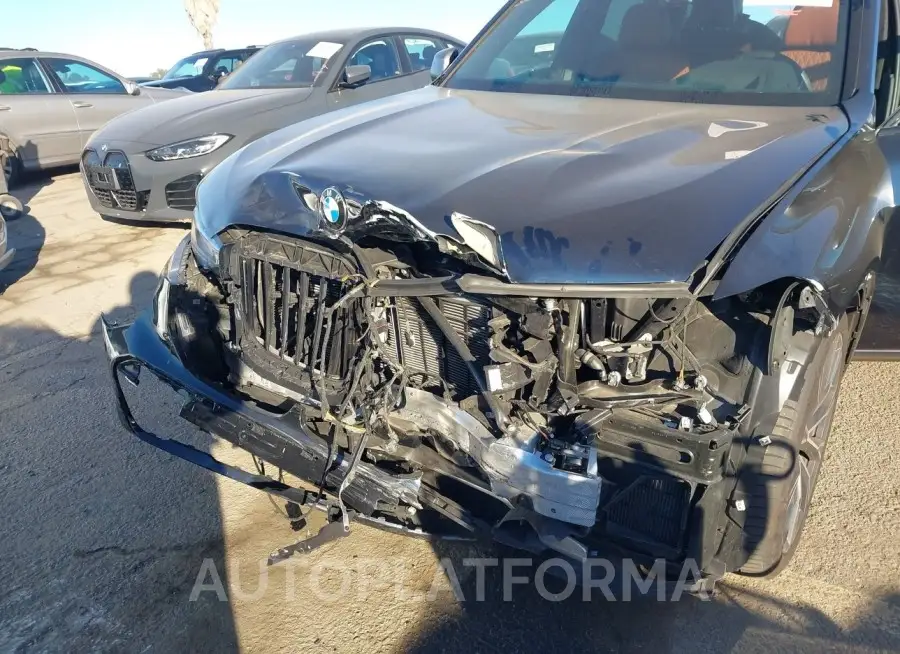 BMW X7 2020 vin 5UXCX6C04LLE35535 from auto auction Iaai